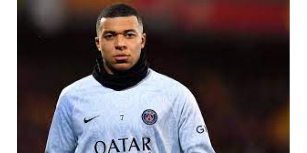 Mbappé hernieuwt transfergeruchten met Real Madrid